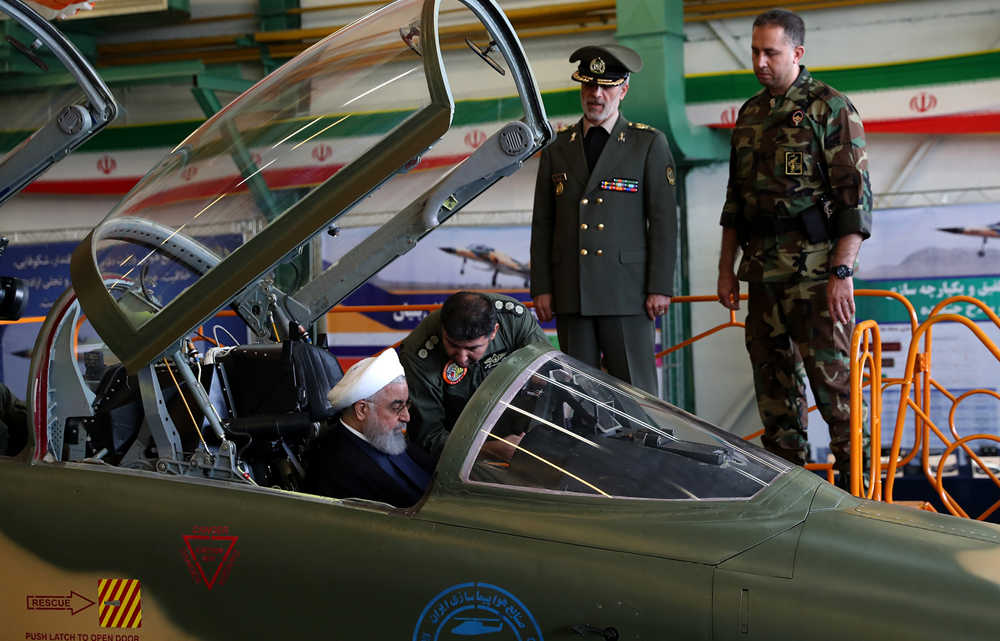 Iran training new pilots