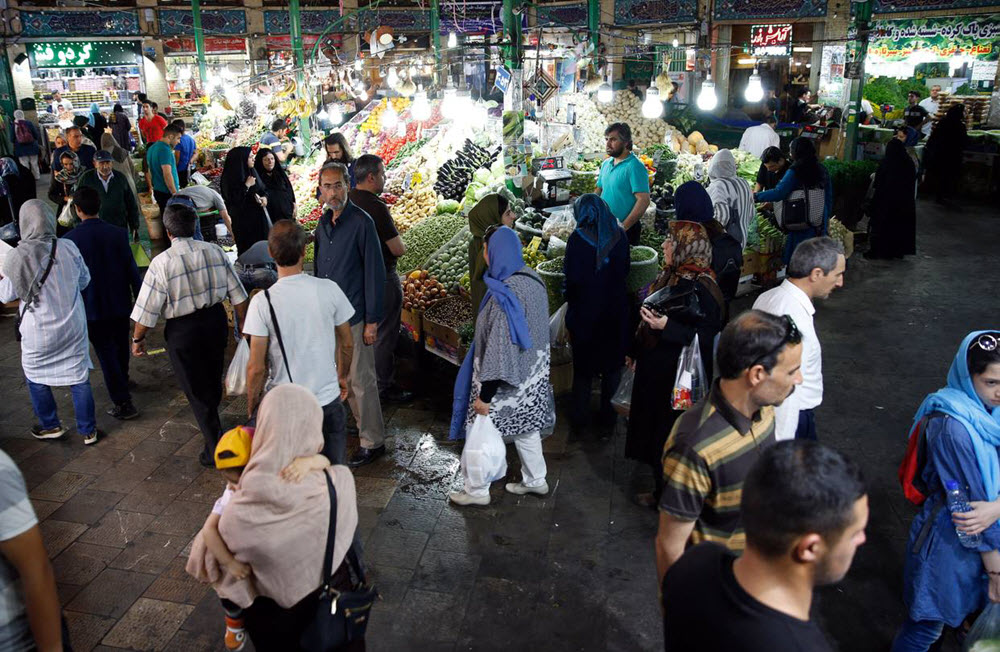 Poverty crisis in Iran worsens