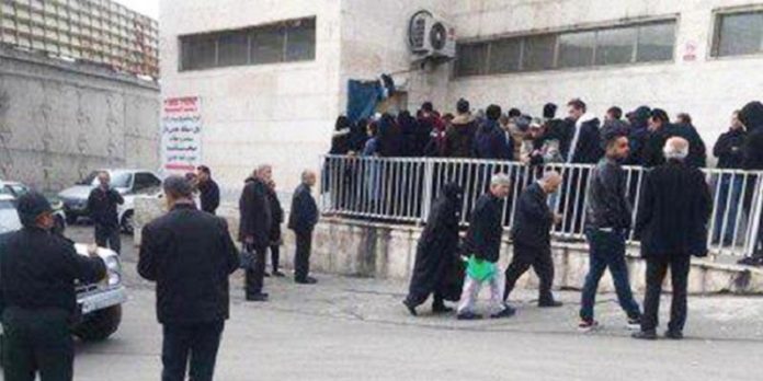 Several families and relatives of November protests’ detainees gathered and held a sit-in in front of notorious Evin prison in Tehran. They're in fear that the Iranian regime executes their children. Young people who have participated in a peacefully protest. Which cracked down by the regime.