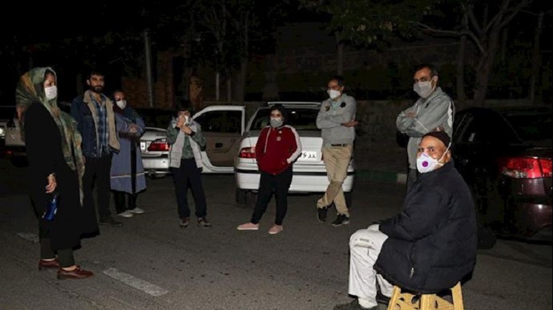 In previous earthquakes in Tehran, many residents took to the streets until dawn
