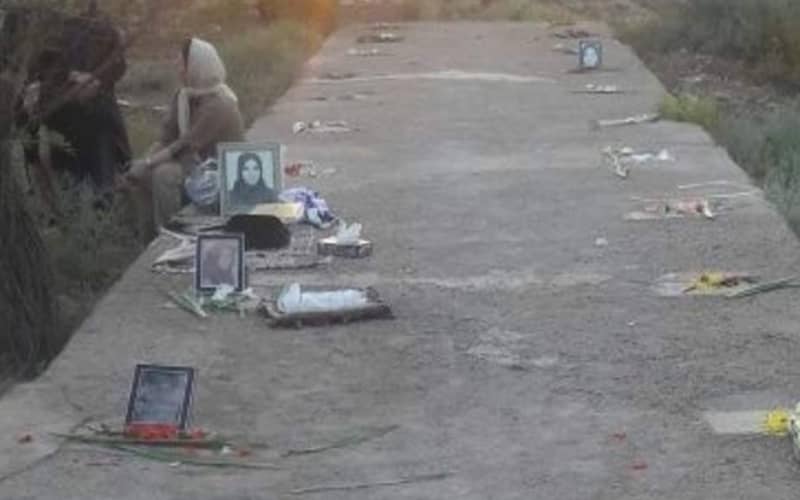 In Ahvaz, Iranian authorities destroy the mass grave of extra-judiciary executions of political prisoners in 1988