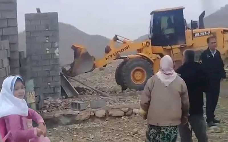 In a disgusting act of suppression, Iran's state security forces continue destroying impoverished people's houses.