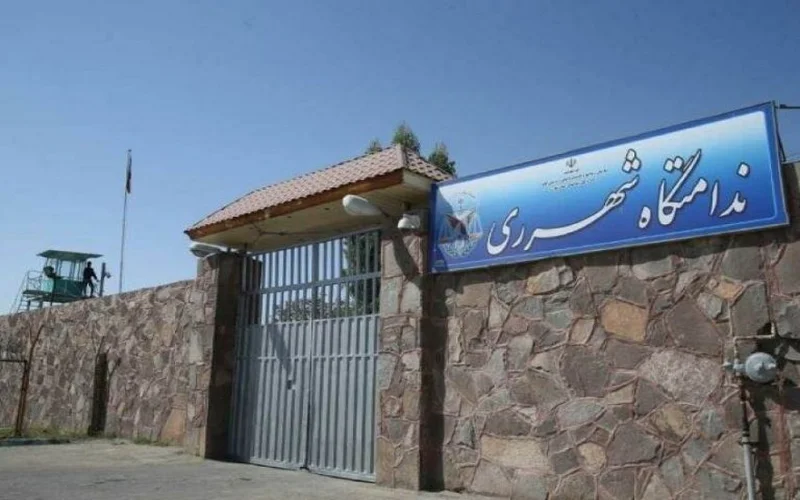 Shahr-e Rey Prison, known as “Qarchak Women’s Prison” and “women’s Kahrizak”, is located on the Tehran-Varamin Highway before Qarchak city. The conditions of this prison are unbearable for prisoners