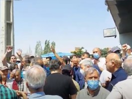On June 8, Social Security Organization retirees continued their protests for the third day, chanting, "Death to Ebrahim Raisi."