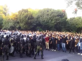 Iran's protests continue to expand to more cities despite the regime's strict security and oppressive measures.