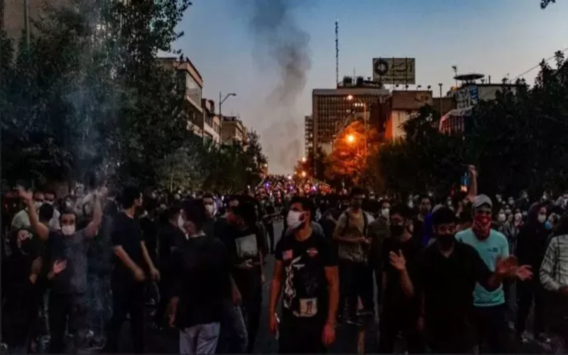 Iran's people continued the nationwide protests against the regime on the 20th day of the uprising.