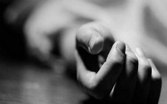 The Tragic Rise of Suicides Among Workers in Iran The rise of suicides among the petrochemical workers in Iran is a tragic indication of the deep-seated problems that plague the country's economy and society.