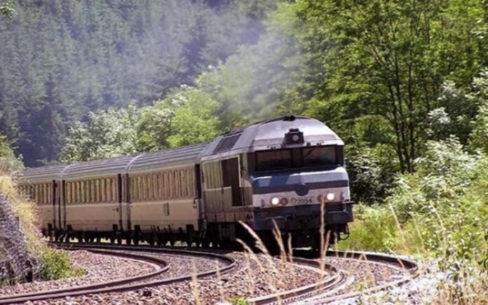 Challenges Facing Iran's Railway Infrastructure: Mismanagement and Underutilization