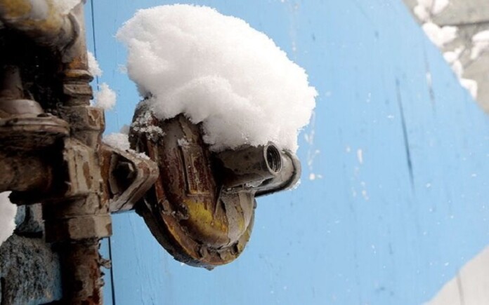 Iran’s Energy Crisis Deepens Amid Severe Weather and Pollution