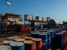 Iran Regime Slashes Oil Prices to Sustain Crude Exports