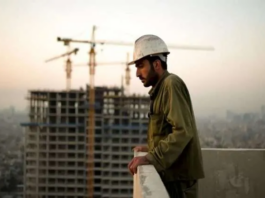 War and Policy Failures Push Iran’s Construction Workers Into Collapse