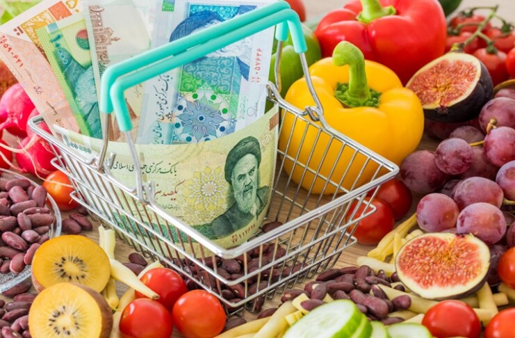 Rising Food Prices Push Iranian Families Deeper Into Economic Hardship