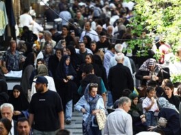 Iran’s Economic Breakdown: War Damage, Internet Blackouts, and a Collapsing Labor Market