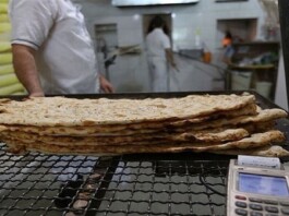 Bread Price Hike in Iran: A Regime Trapped Between Economic Plunder and Fear of a Hunger Uprising