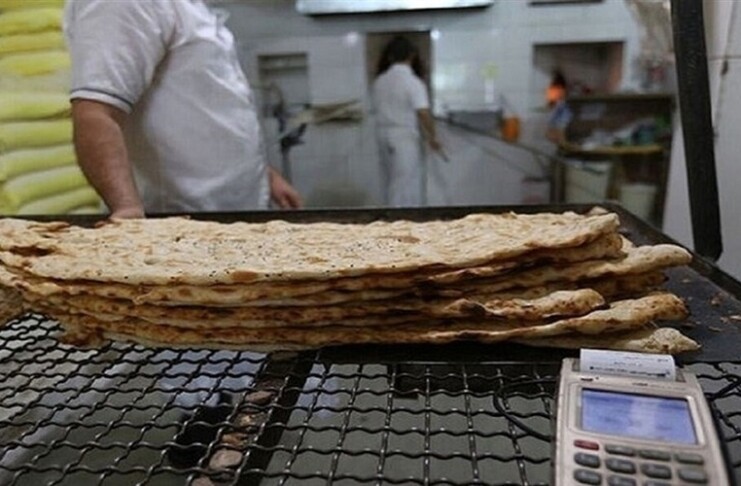Bread Price Hike in Iran: A Regime Trapped Between Economic Plunder and Fear of a Hunger Uprising