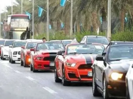 Luxury Cars and Empty Tables: Iran’s Growing Class Divide on Full Display