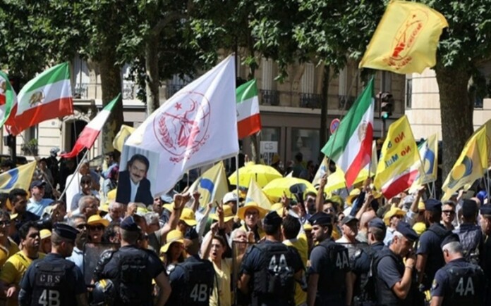 Paris Exposed the Alliance of Appeasement, the Mullahs, and the Shah’s Remnants Paris Exposed the Alliance of Appeasement, the Mullahs, and the Shah’s Remnants