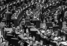 Why a U.S.-Iran Deal Won’t Save the Regime from Its Deepening Internal Crisis Why a U.S.-Iran Deal Won't Save the Regime from Its Deepening Internal Crisis