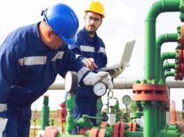 Iranian State-Affiliated Media Alleges Powerful Network Seeking Control Over Oil and Currency Markets Iranian State-Affiliated Media Alleges Powerful Network Seeking Control Over Oil and Currency Markets