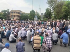 Iran’s Retirees Trapped Between Poverty and a Failing Healthcare System