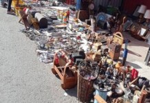 When Empty Perfume Bottles Become Assets: Iran’s Second-Hand Economy Reveals a Nation in Survival Mode When Empty Perfume Bottles Become Assets: Iran's Second-Hand Economy Reveals a Nation in Survival Mode