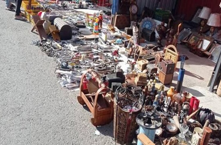 When Empty Perfume Bottles Become Assets: Iran's Second-Hand Economy Reveals a Nation in Survival Mode