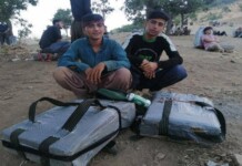 Poverty Is Driving Children Into Iran’s Deadly Kolbari Trade Poverty Is Driving Children Into Iran’s Deadly Kolbari Trade