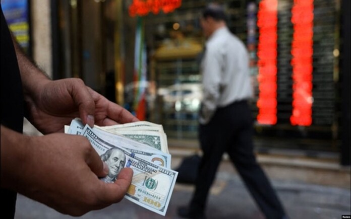 Rising Internet Taxi Fares Add to Iran’s Deepening Cost-of-Living Crisis