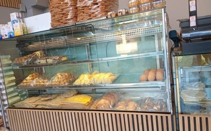 Iran’s Economic Crisis: Even Bread and Cheese Become a Luxury for Workers Iran’s Economic Crisis: Even Bread and Cheese Become a Luxury for Workers