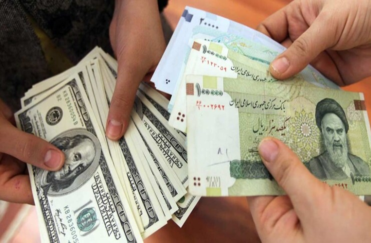 Iran’s Rial Crisis Deepens as Dollar Surges Toward 240,000 Tomans